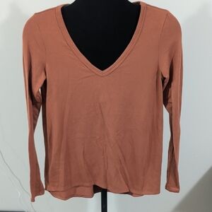 American Eagle Outfitters Rust Long Sleeve V-Neck Top